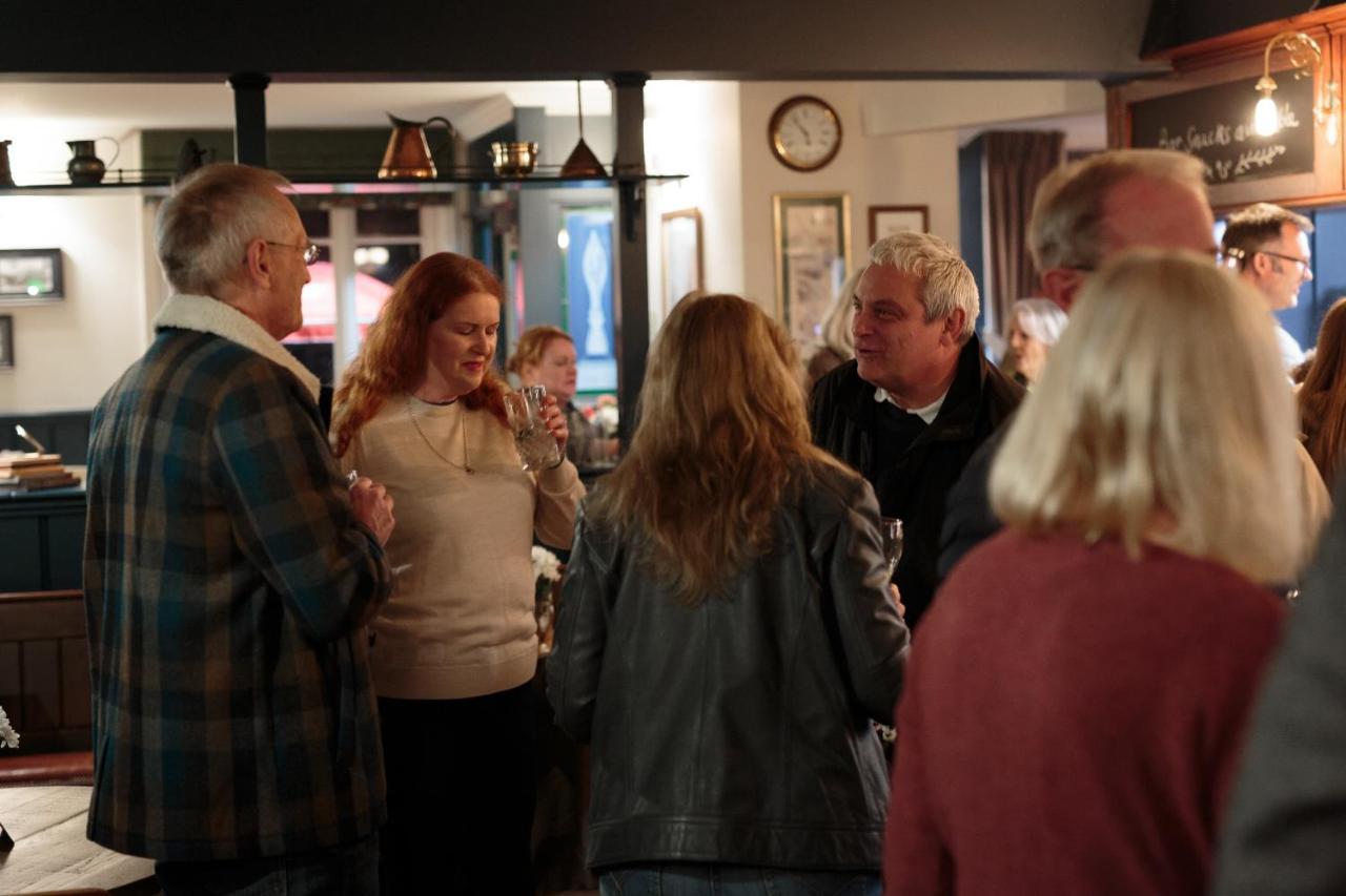 The Three Horseshoes East Worldham Alton  Esterno foto